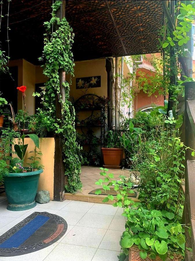 Polonia Tbilisi House Hotel Exterior foto