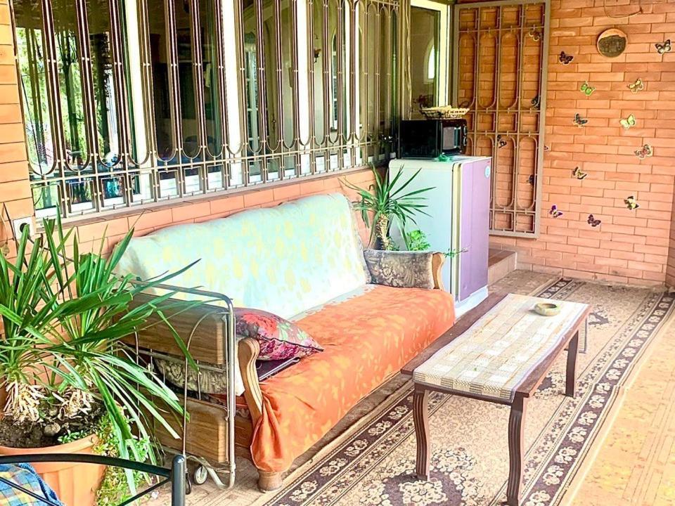 Polonia Tbilisi House Hotel Exterior foto